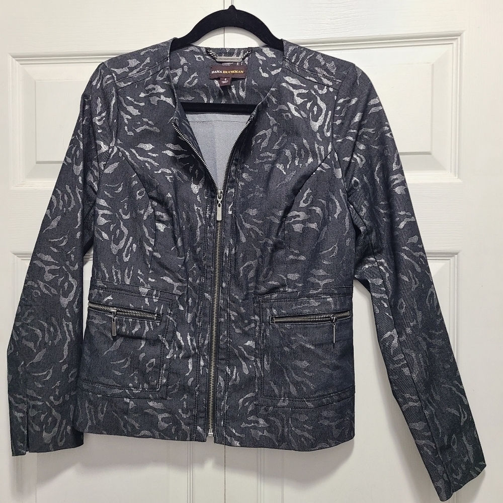 Dana Buchman Black Denim Jacket‎ Silver Animal Size 4